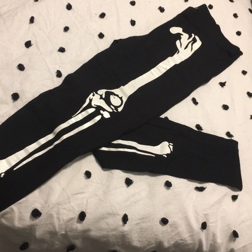 NWOT Skeleton Leggings